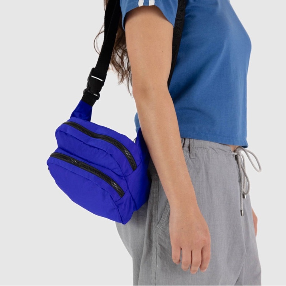 BAGGU Fanny Pack in Lapis